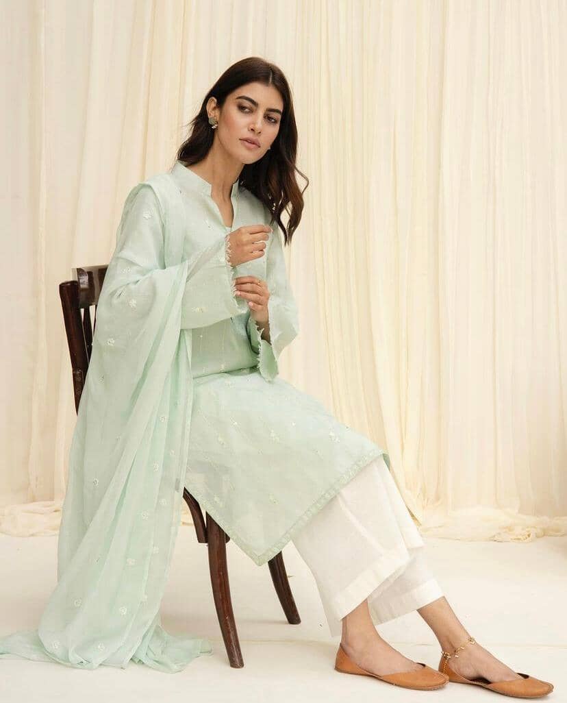 Pastel Green | 3-Piece Stitched Suit Garoor 